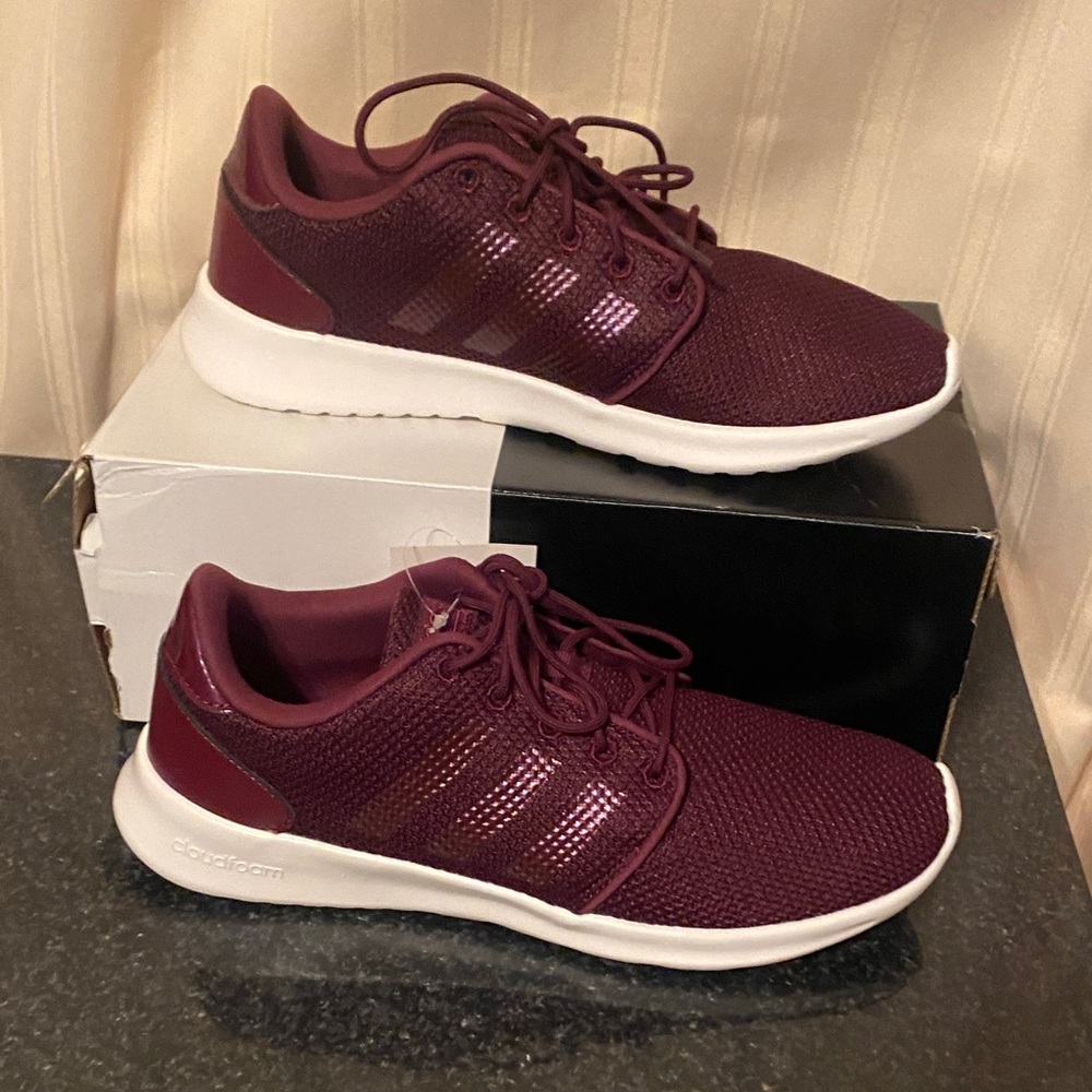 Adidas QT Racer Burgundy Cloudfoam Running Shoes Size 10 Woman's